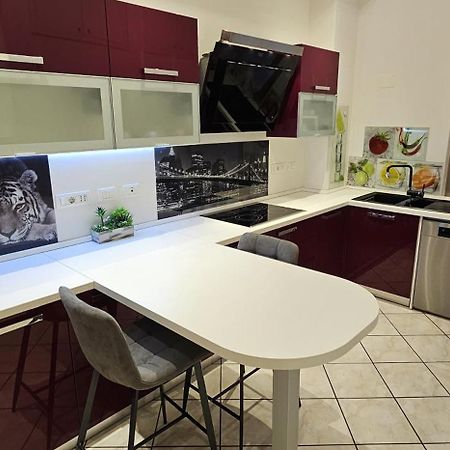 בולוניה Luxury Station Apartment מראה חיצוני תמונה