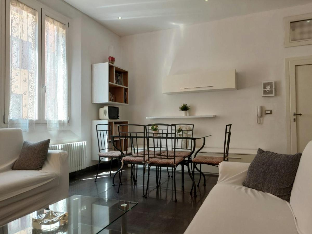 בולוניה Luxury Station Apartment מראה חיצוני תמונה