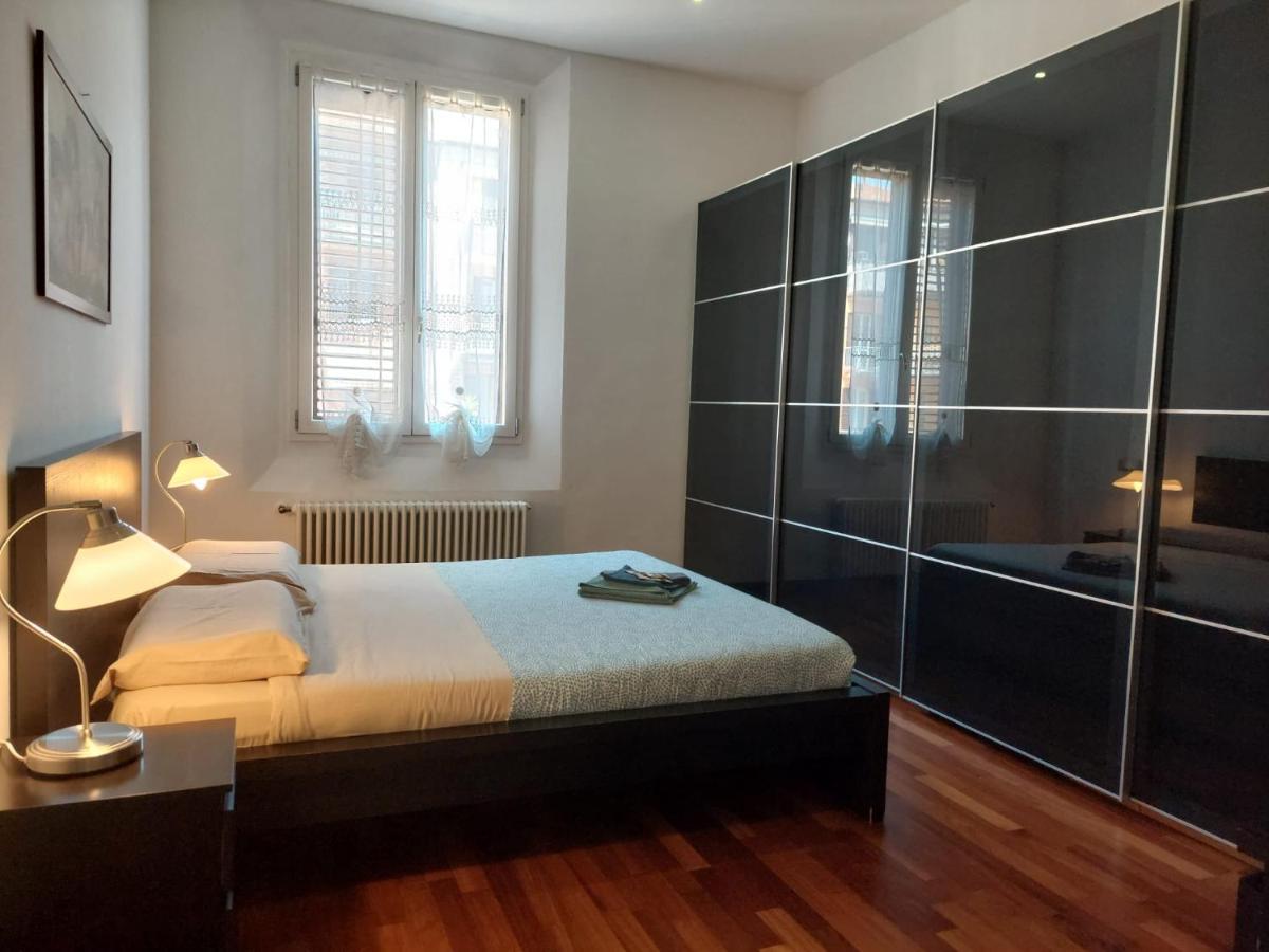 בולוניה Luxury Station Apartment מראה חיצוני תמונה