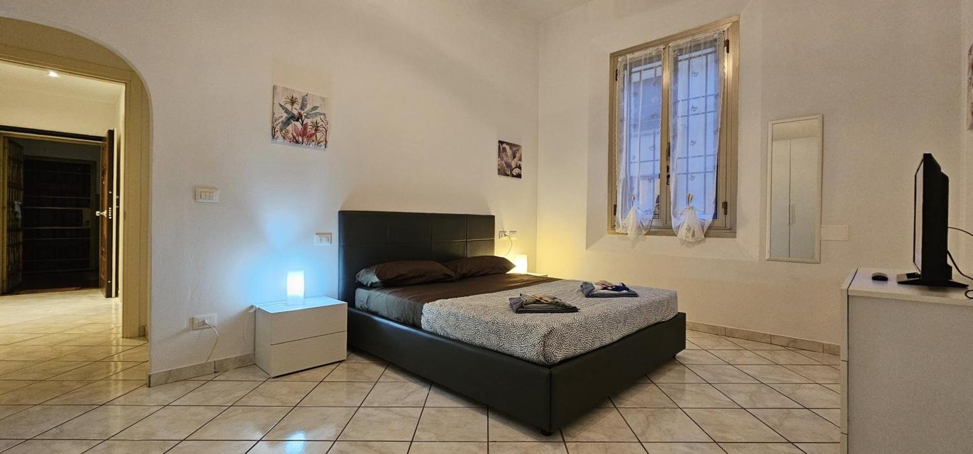 בולוניה Luxury Station Apartment מראה חיצוני תמונה